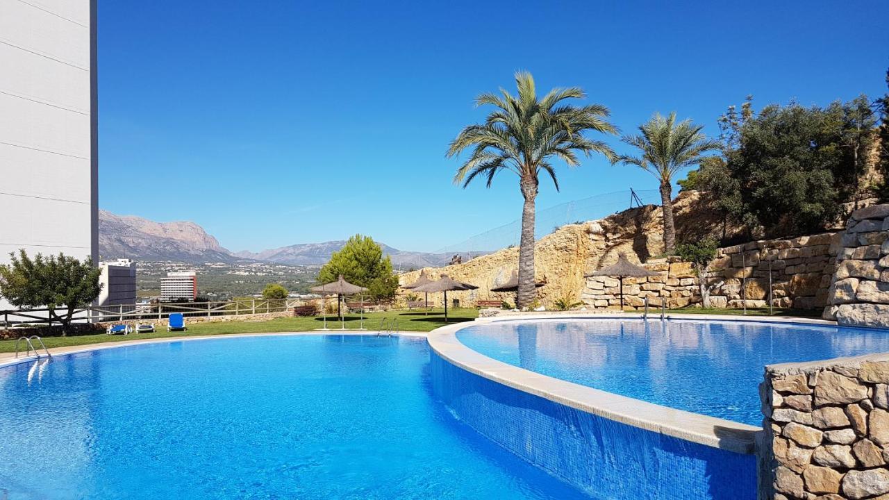 Skyline 9 Apartamento De 2 Dormitorios Soleado Con Terraza Privada Benidorm Kültér fotó