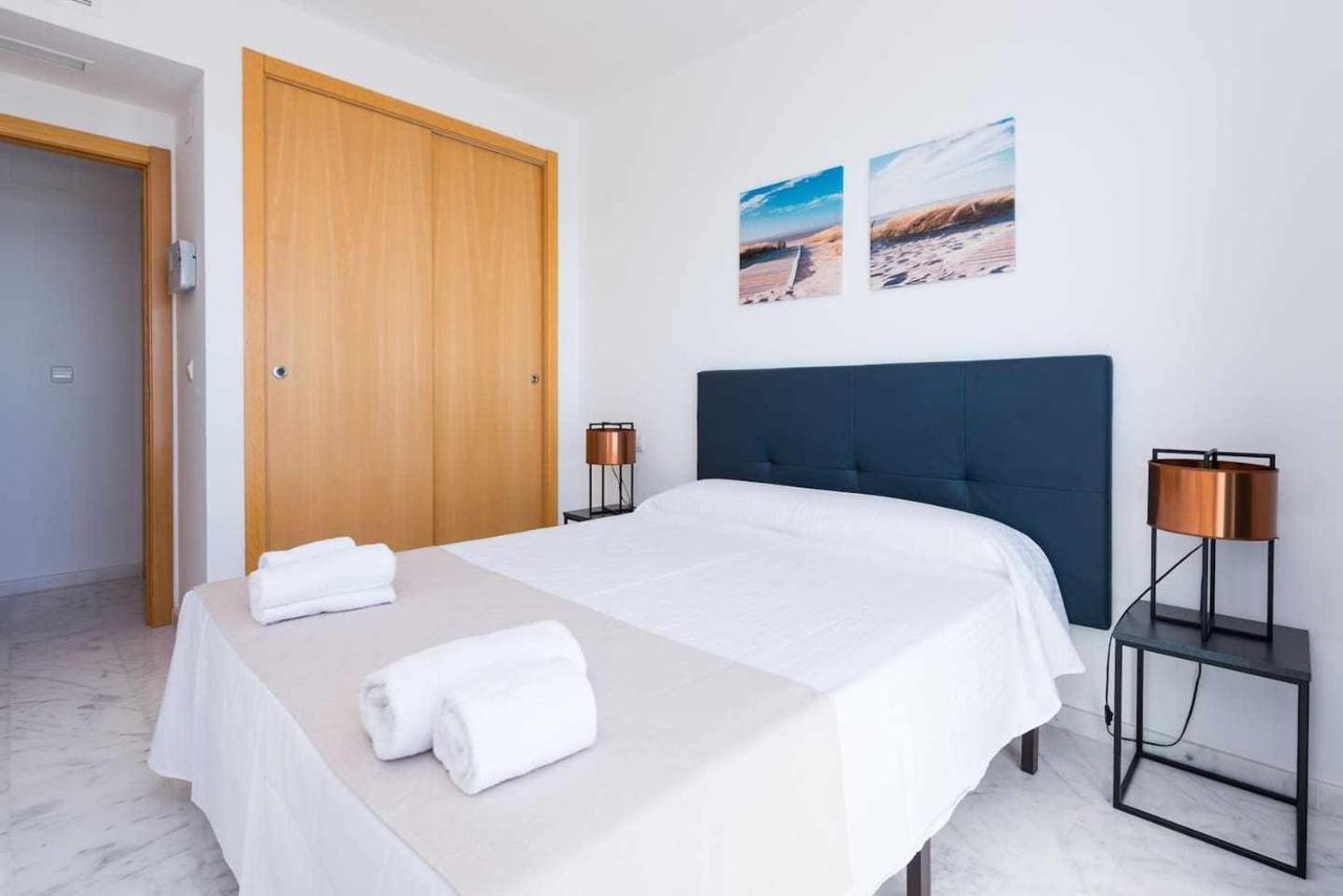 Skyline 9 Apartamento De 2 Dormitorios Soleado Con Terraza Privada Benidorm Kültér fotó